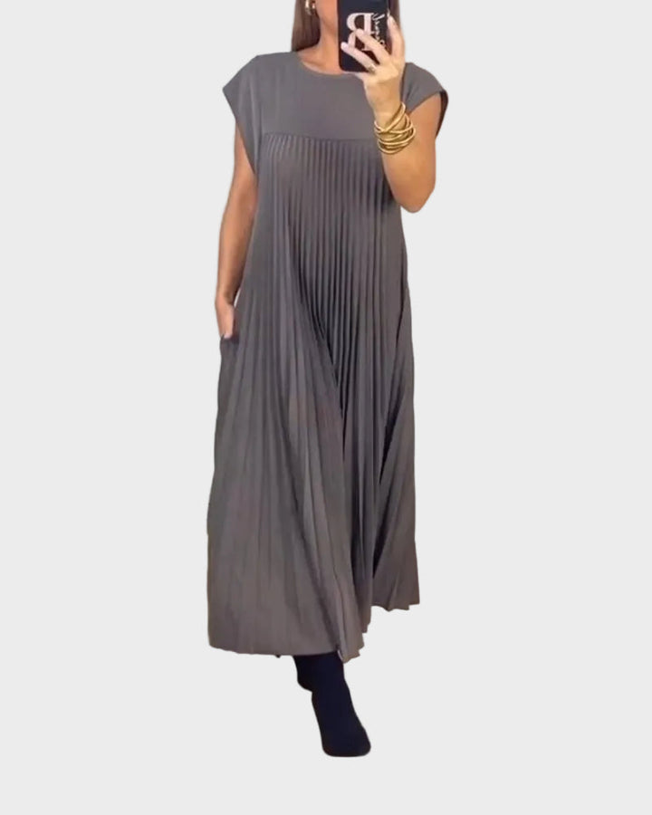 Sally | Classic Dress